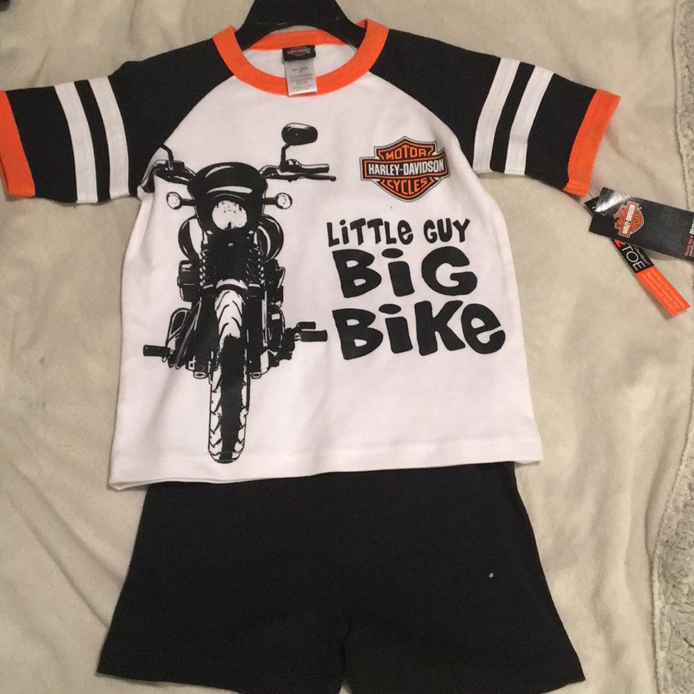 Harley Davidson 2piece shirt and shorts set
